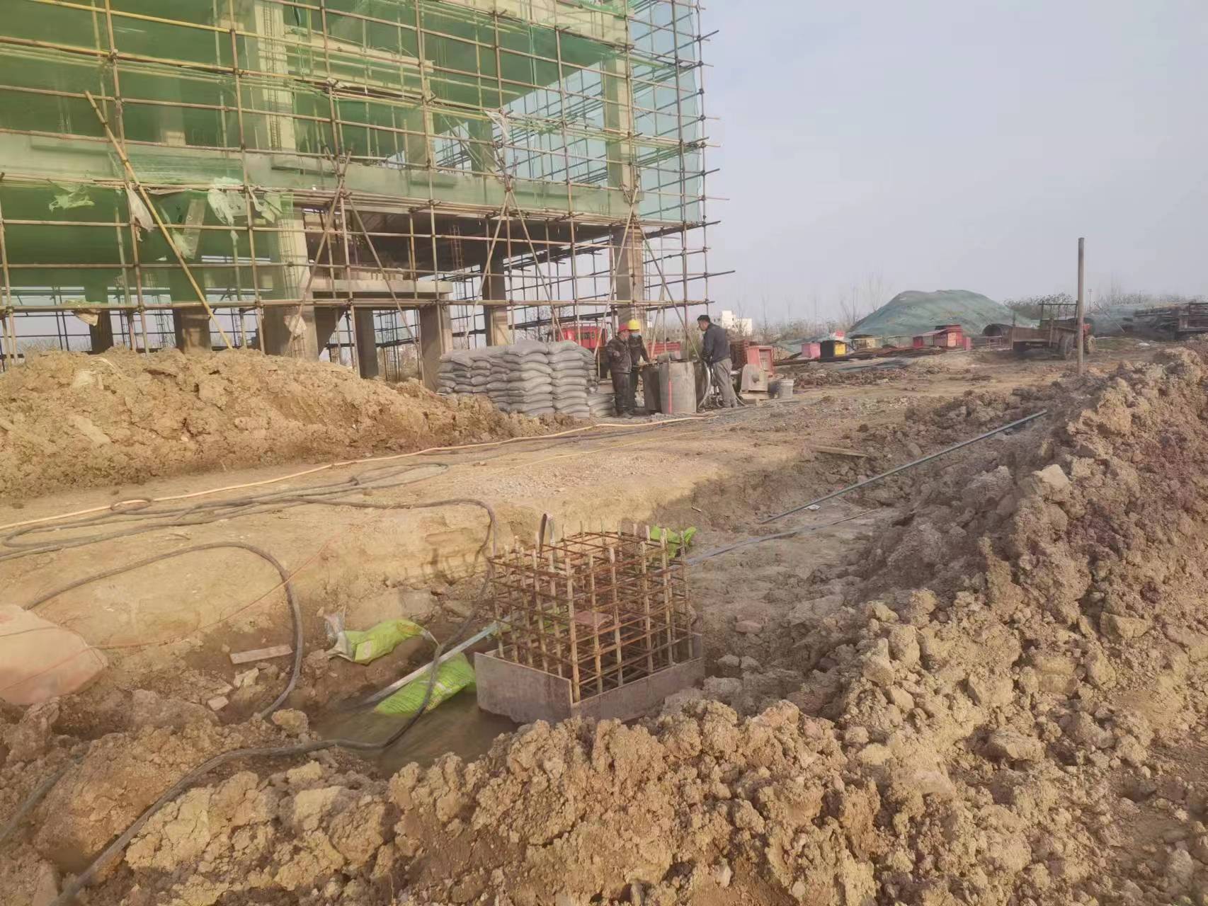 新城当桥梁出现裂缝的时候应该及时加固修补